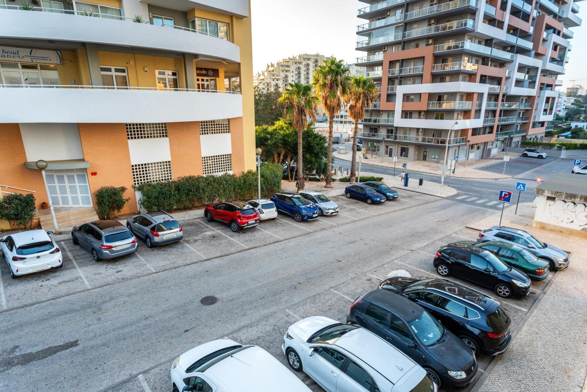 Bnb Homes Praia Da Rocha Beach Bright Apartment 50 M Away From The Ocean Portimão Extérieur photo