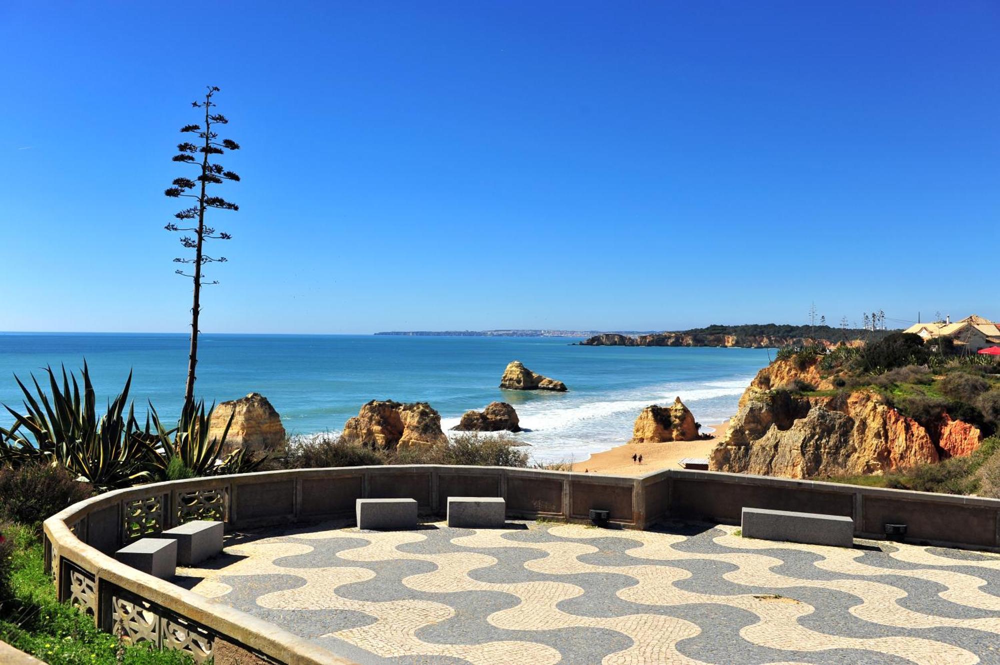 Bnb Homes Praia Da Rocha Beach Bright Apartment 50 M Away From The Ocean Portimão Extérieur photo