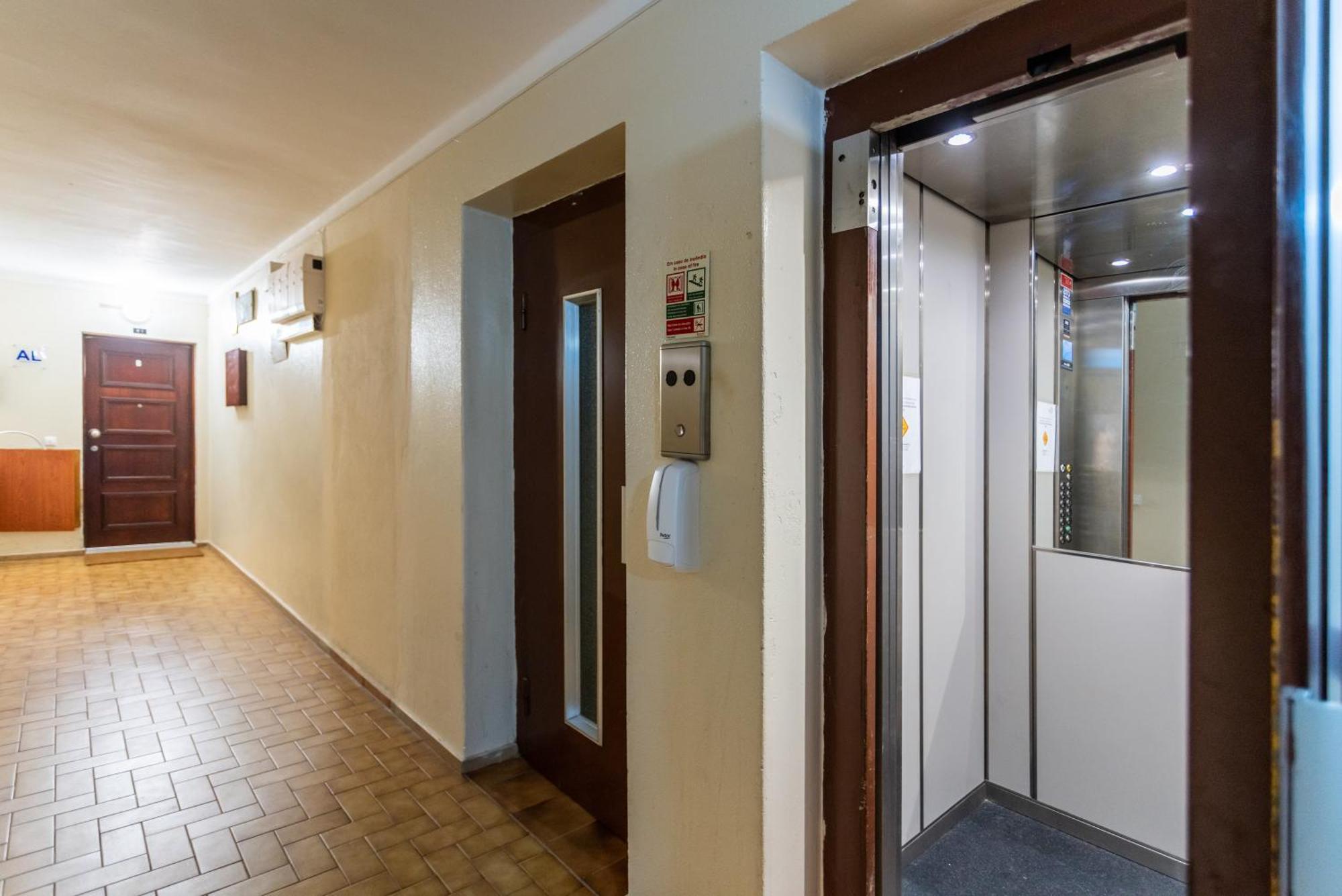 Bnb Homes Praia Da Rocha Beach Bright Apartment 50 M Away From The Ocean Portimão Extérieur photo